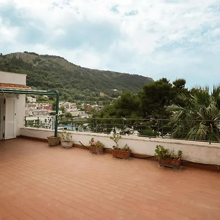 Attico Panoramico Apartment *