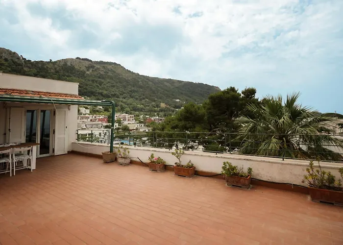 Attico Panoramico Apartamento *